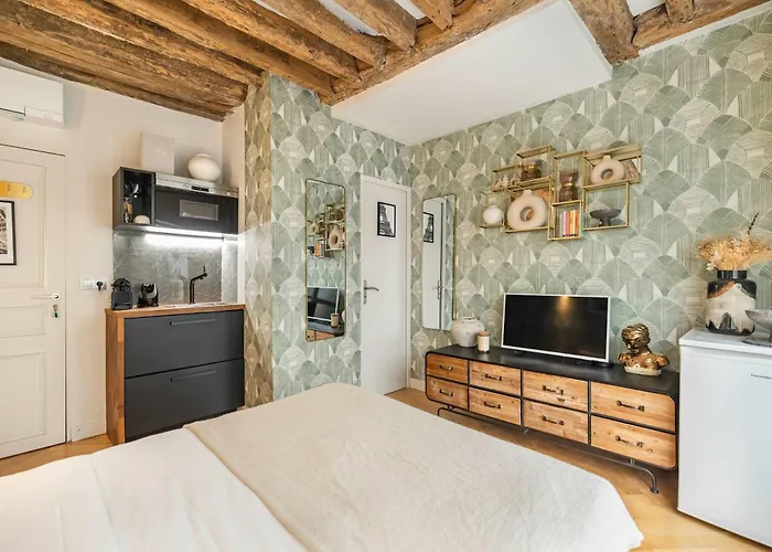 Historical In The Heart Of -7 Appartement Paris